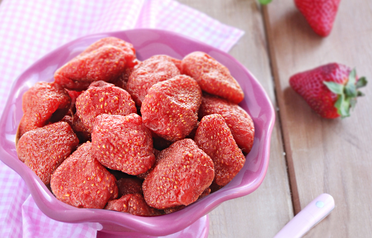 草莓干怎么做_草莓干的做法_will121_豆果美食